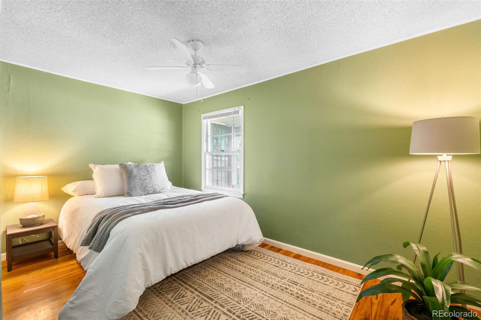 MLS Image #10 for 4616 e yale avenue,denver, Colorado