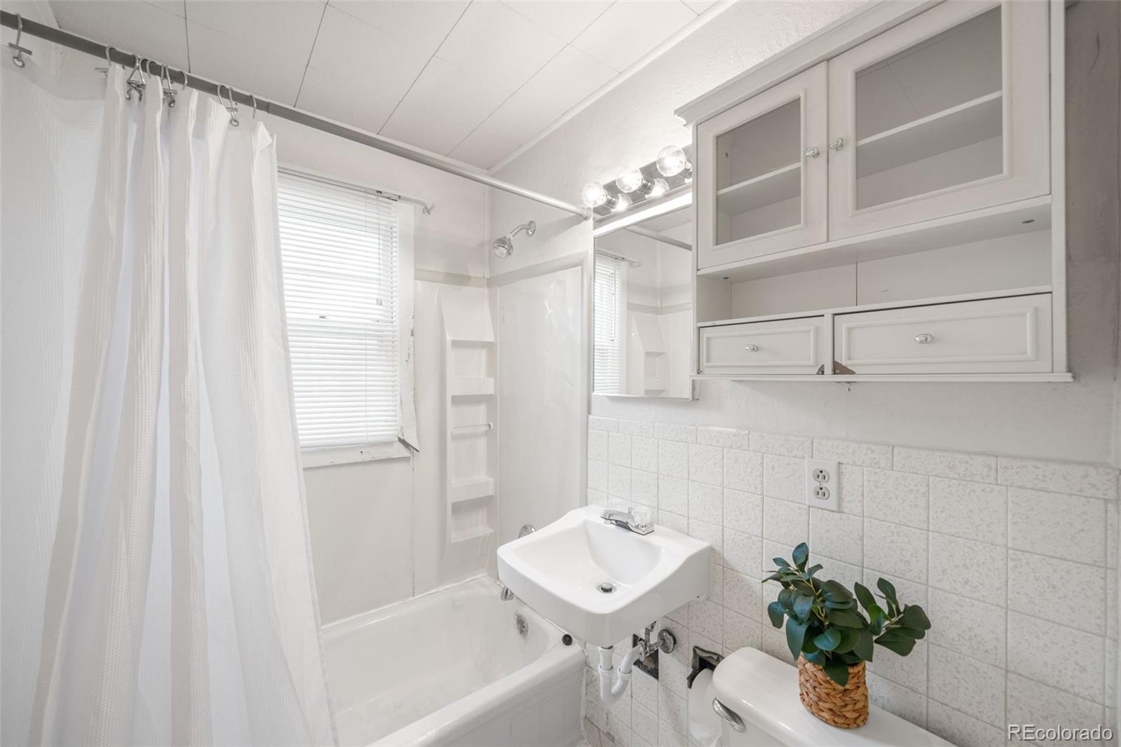 MLS Image #14 for 4616 e yale avenue,denver, Colorado