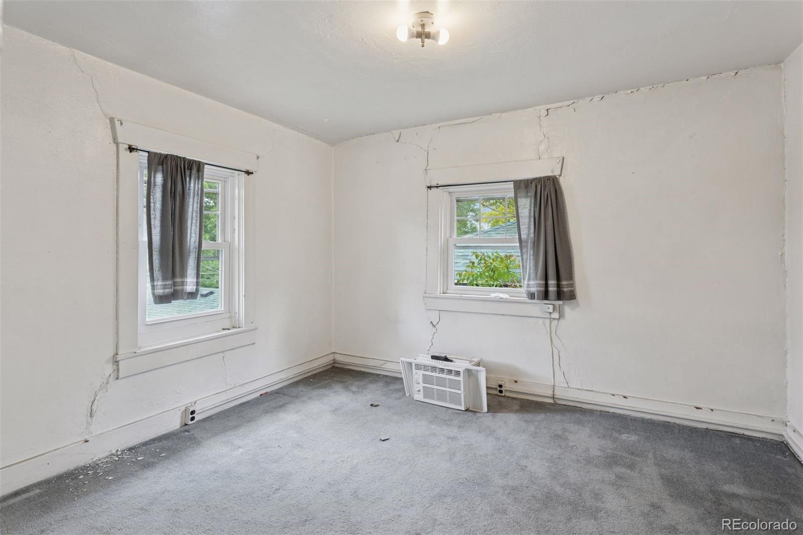 MLS Image #18 for 1551 s university boulevard,denver, Colorado