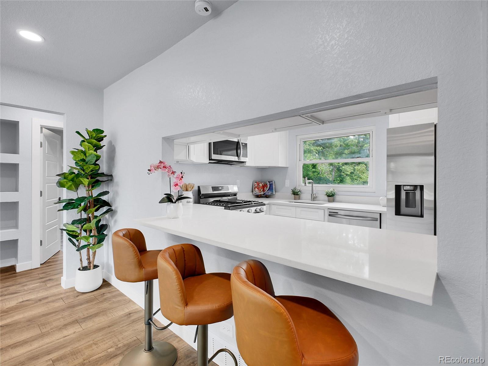 MLS Image #10 for 5152  bryant street,denver, Colorado