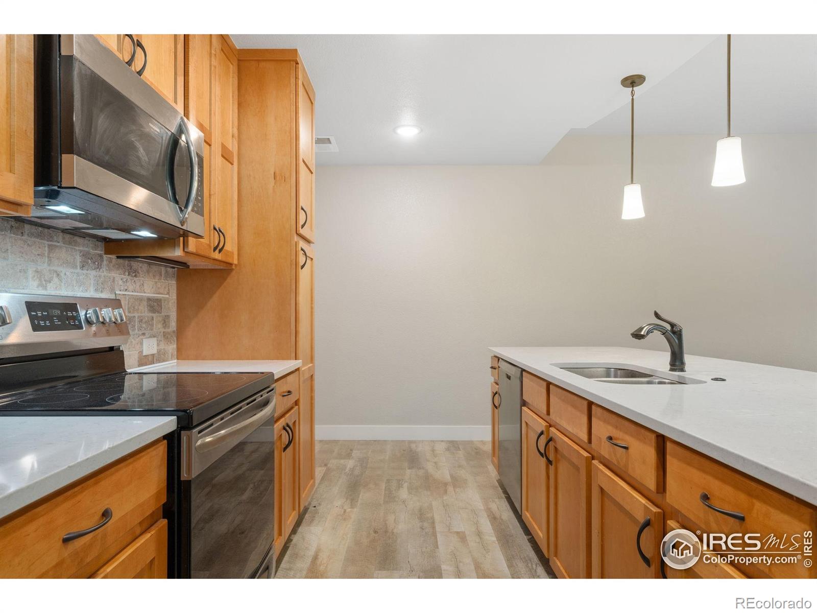 MLS Image #15 for 4672  hahns peak drive,loveland, Colorado