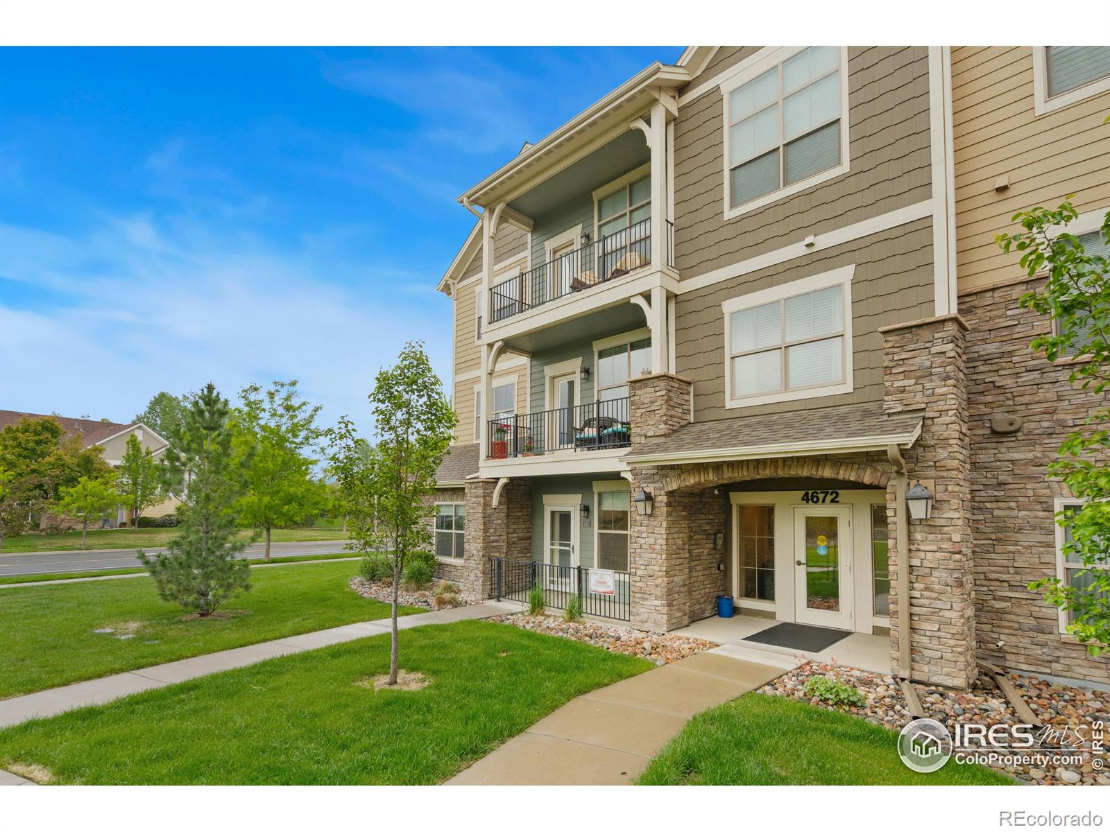 MLS Image #3 for 4672  hahns peak drive,loveland, Colorado