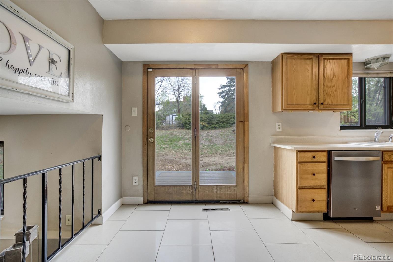MLS Image #11 for 4290 n nonchalant circle,colorado springs, Colorado
