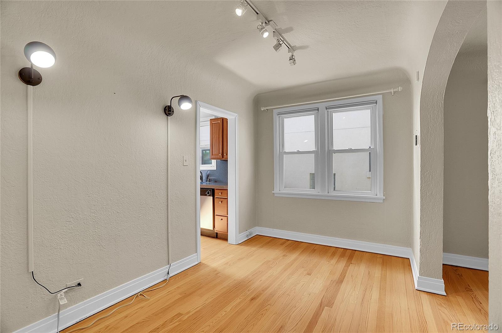 MLS Image #10 for 1208 s elizabeth street,denver, Colorado