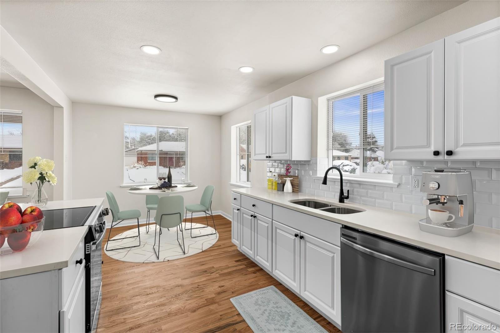 MLS Image #12 for 7555 e 22nd avenue,denver, Colorado
