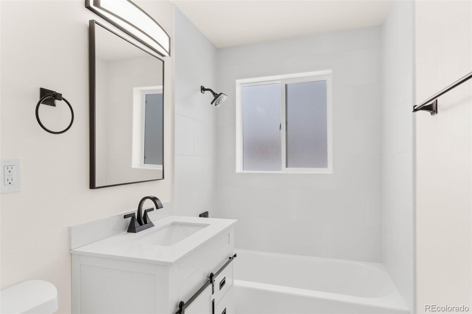 MLS Image #31 for 7555 e 22nd avenue,denver, Colorado