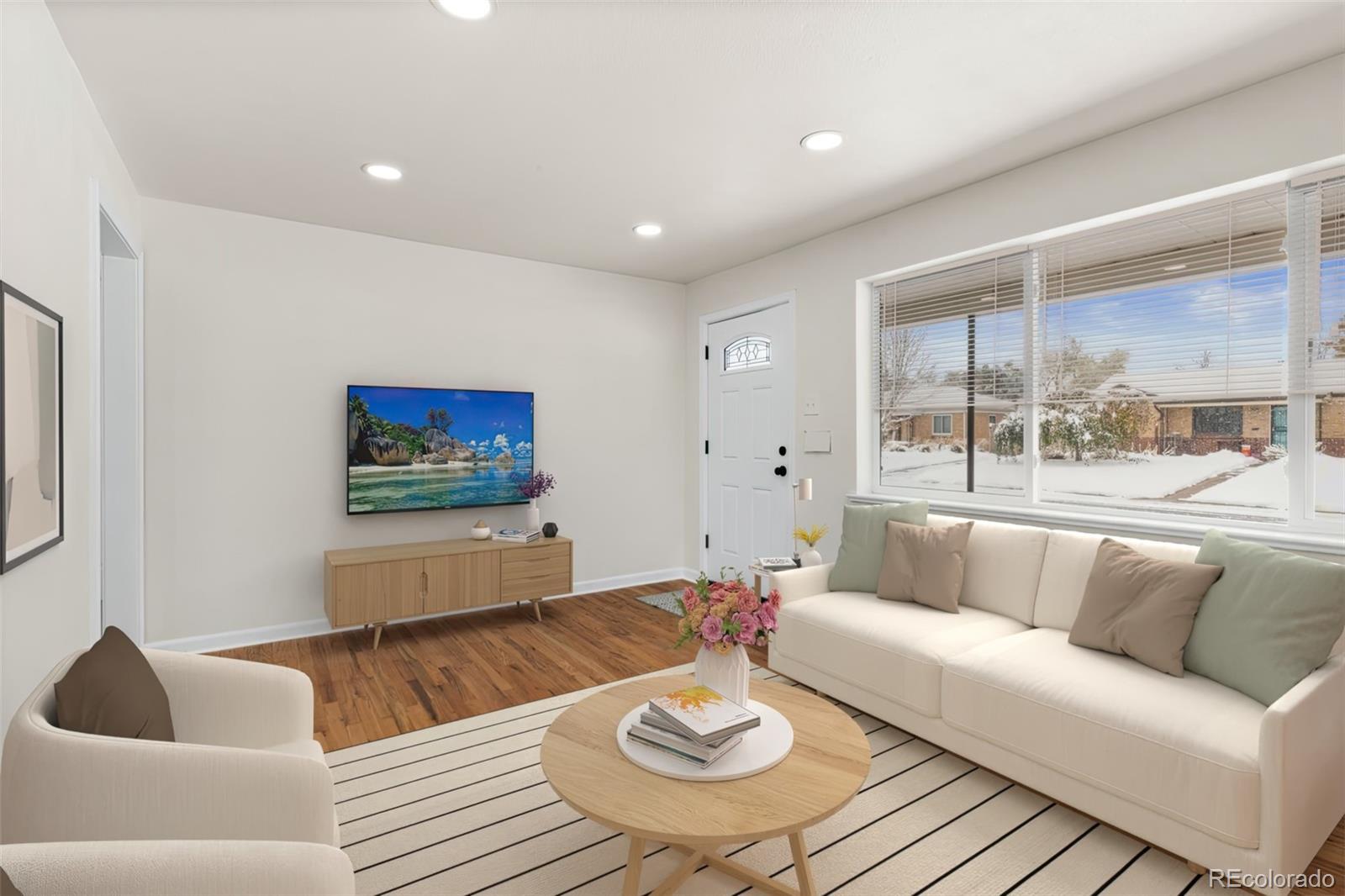 MLS Image #4 for 7555 e 22nd avenue,denver, Colorado