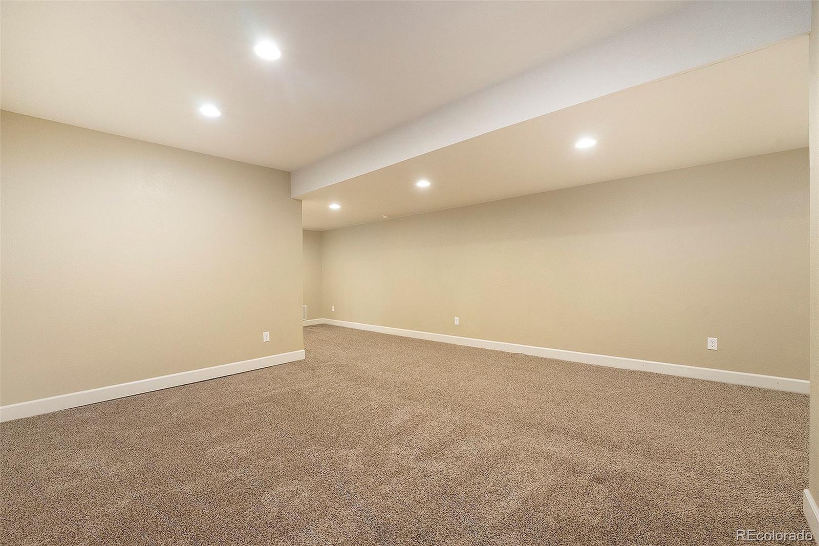 MLS Image #26 for 5434 n xenia street,denver, Colorado
