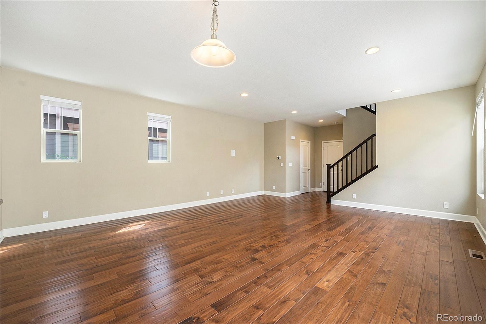 MLS Image #6 for 5434 n xenia street,denver, Colorado