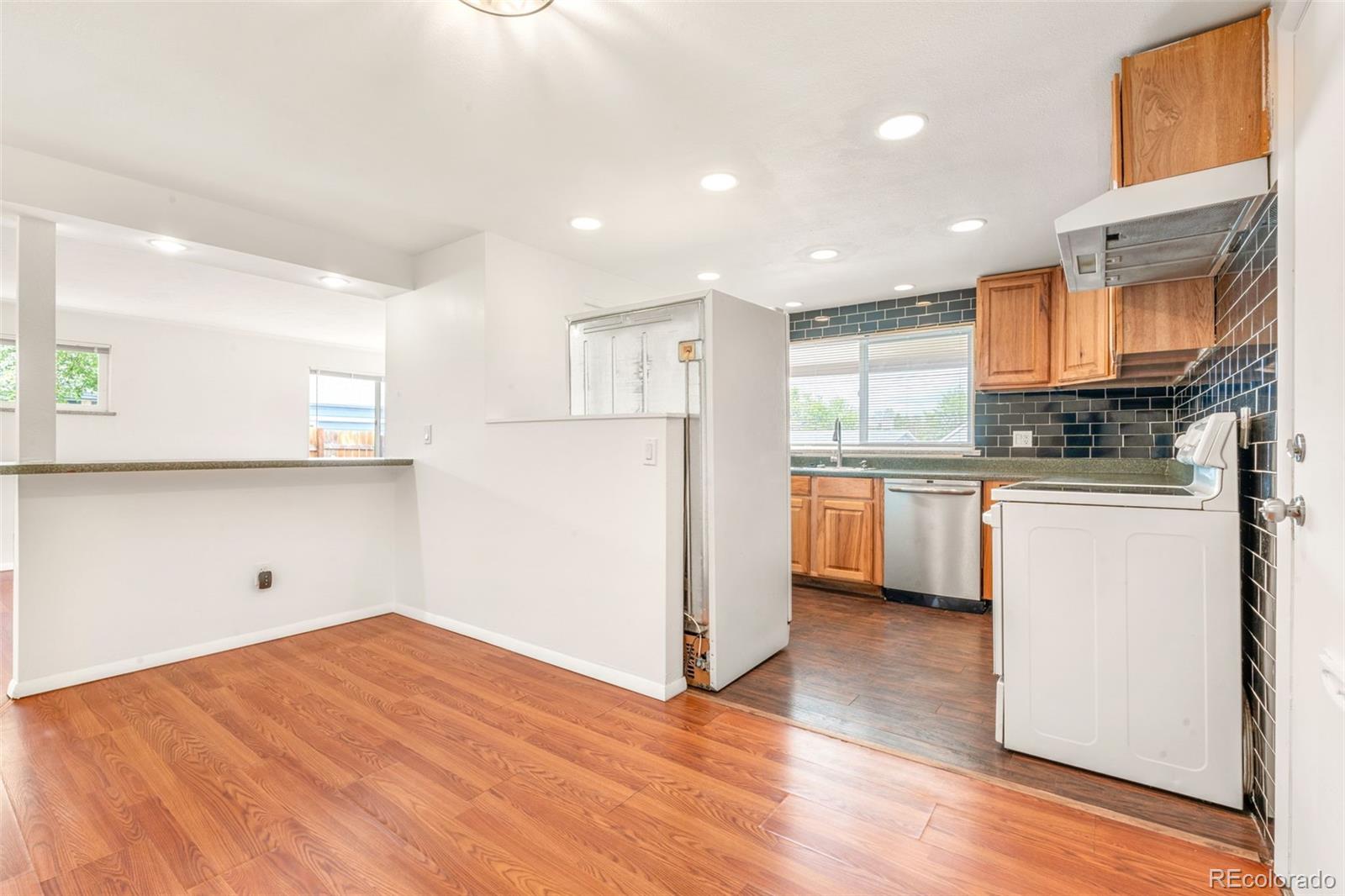 MLS Image #6 for 1057 s osceola street,denver, Colorado