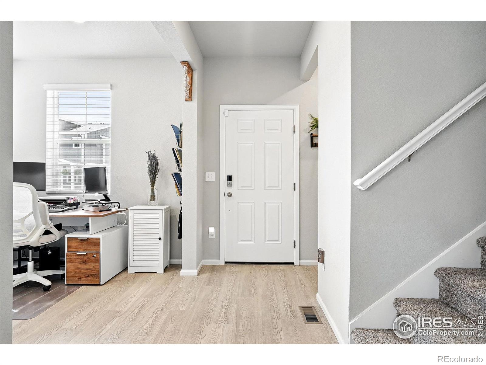 MLS Image #11 for 308  fickel farm trail,berthoud, Colorado