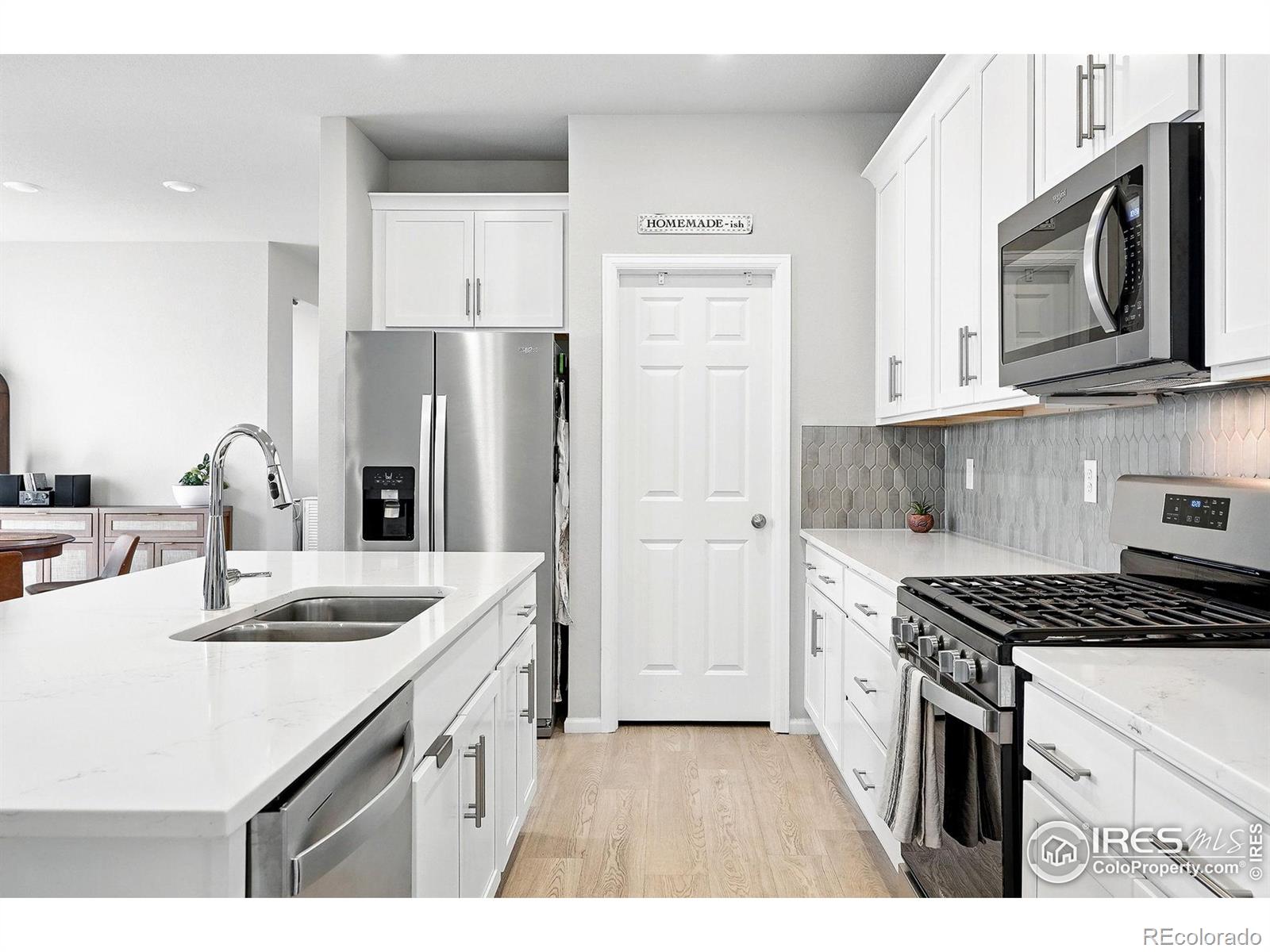 MLS Image #5 for 308  fickel farm trail,berthoud, Colorado