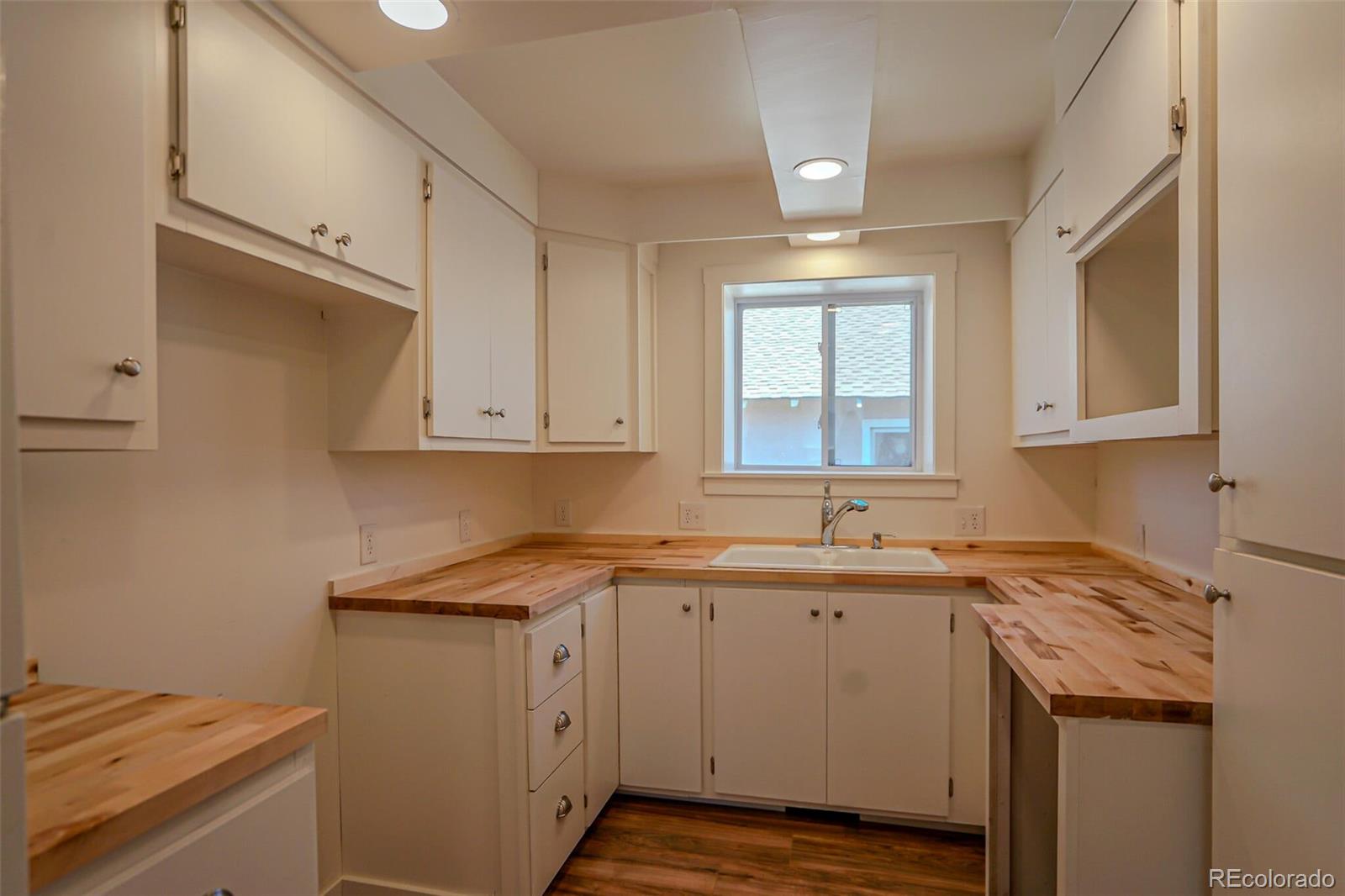 MLS Image #5 for 327 e 7th street,walsenburg, Colorado
