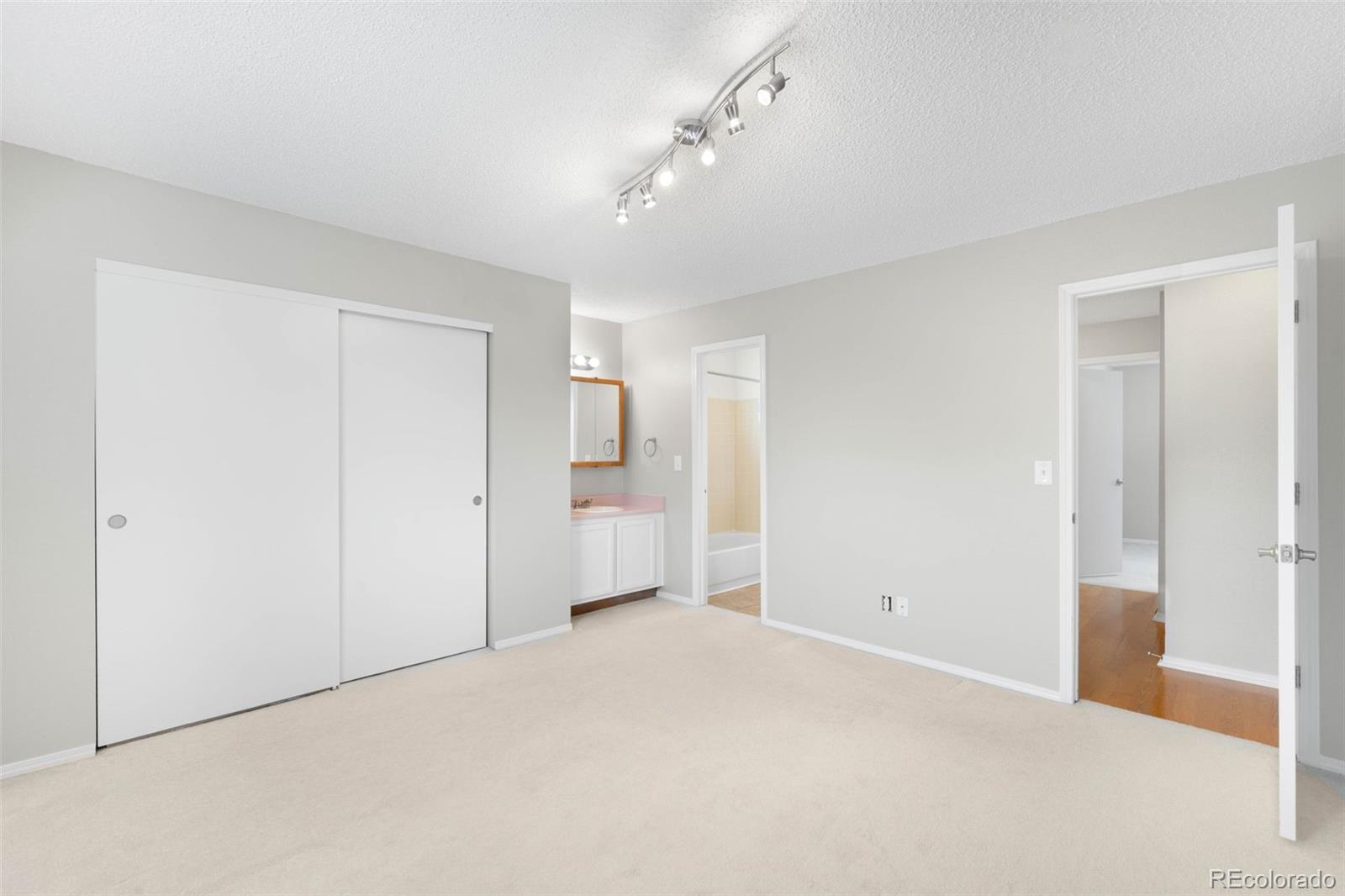 MLS Image #14 for 4127 s lewiston circle,aurora, Colorado