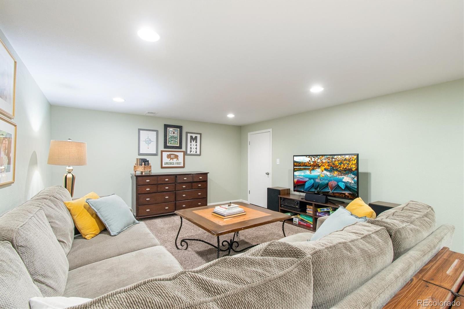 MLS Image #18 for 806 s jersey street,denver, Colorado