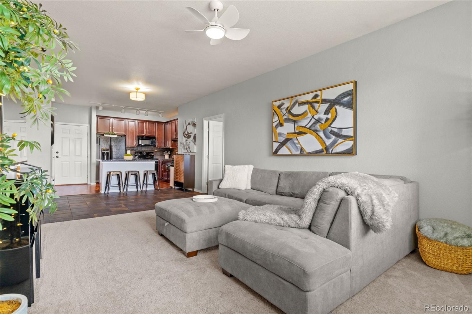 MLS Image #11 for 15460  canyon gulch lane,englewood, Colorado