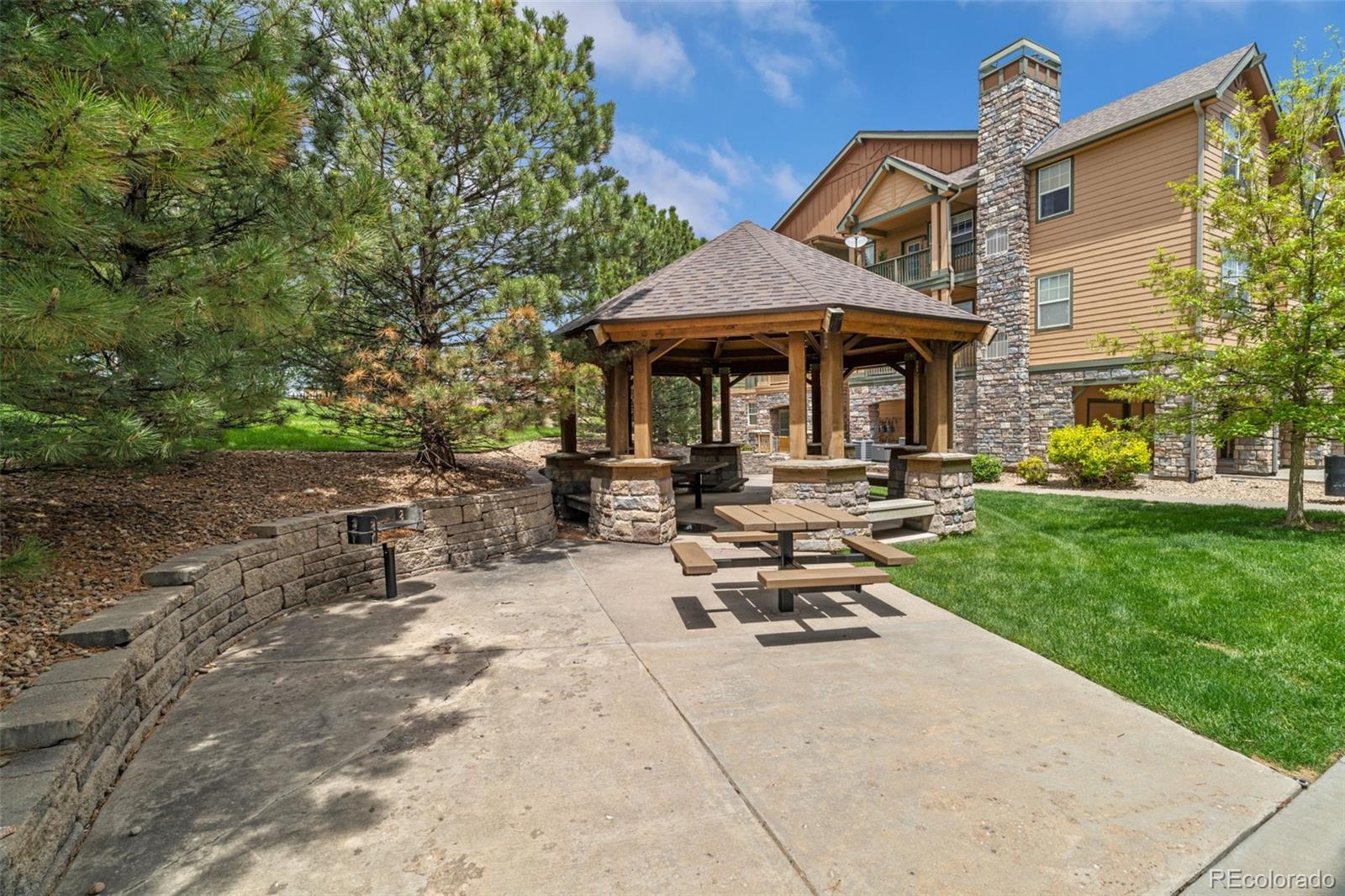 MLS Image #26 for 15460  canyon gulch lane,englewood, Colorado