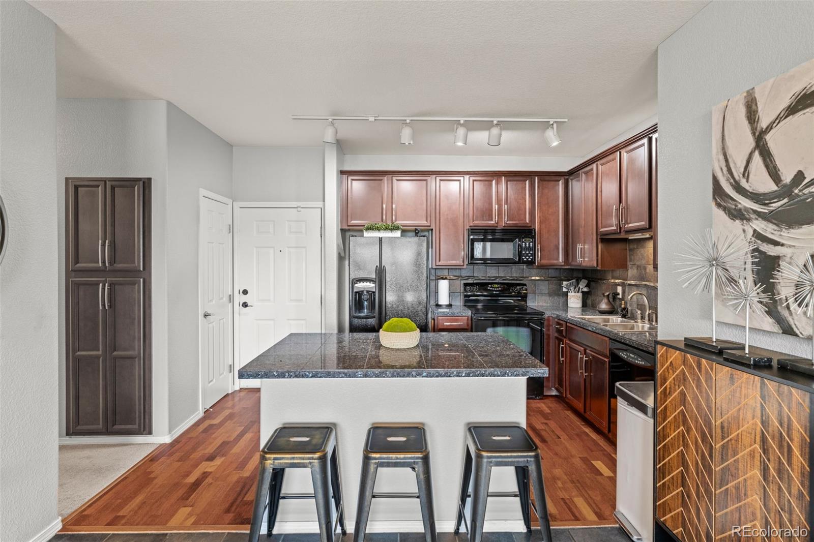 MLS Image #4 for 15460  canyon gulch lane,englewood, Colorado