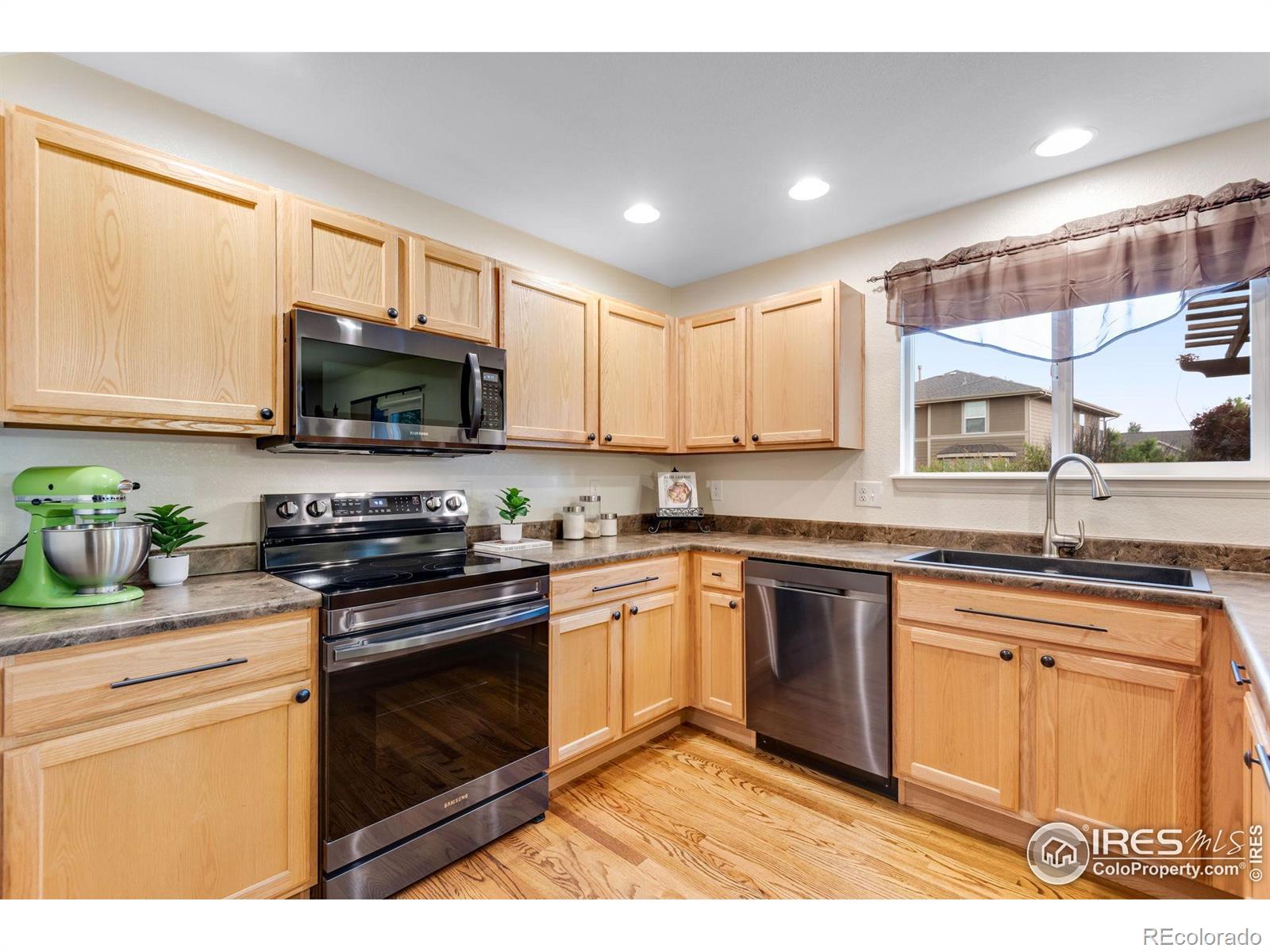 MLS Image #14 for 84  plover way,johnstown, Colorado