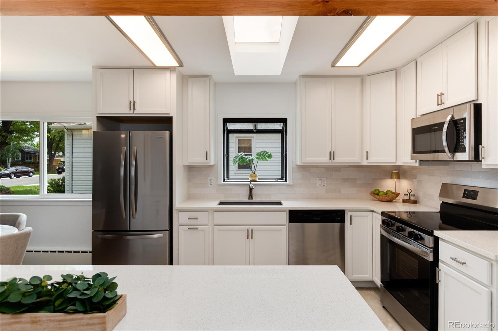 MLS Image #16 for 3061 s marion street,englewood, Colorado