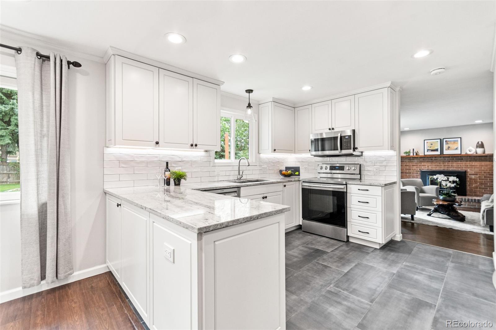 MLS Image #10 for 7442 s wellington street,centennial, Colorado
