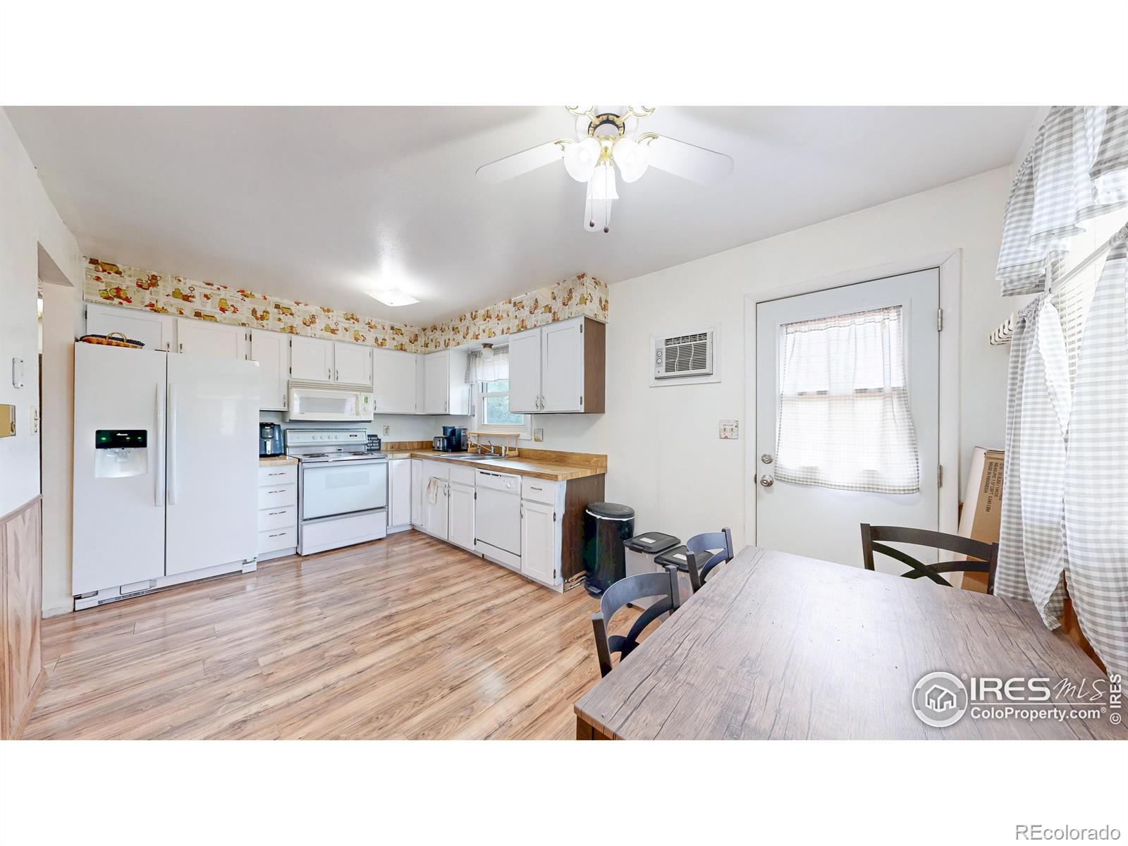 MLS Image #6 for 8208  peakview drive,fort collins, Colorado