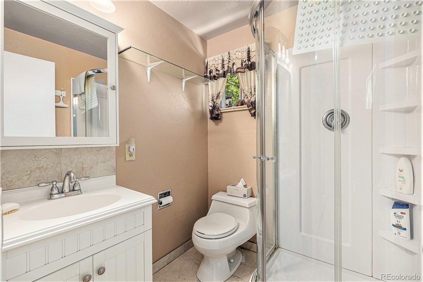 MLS Image #16 for 14751 e 24th avenue,aurora, Colorado