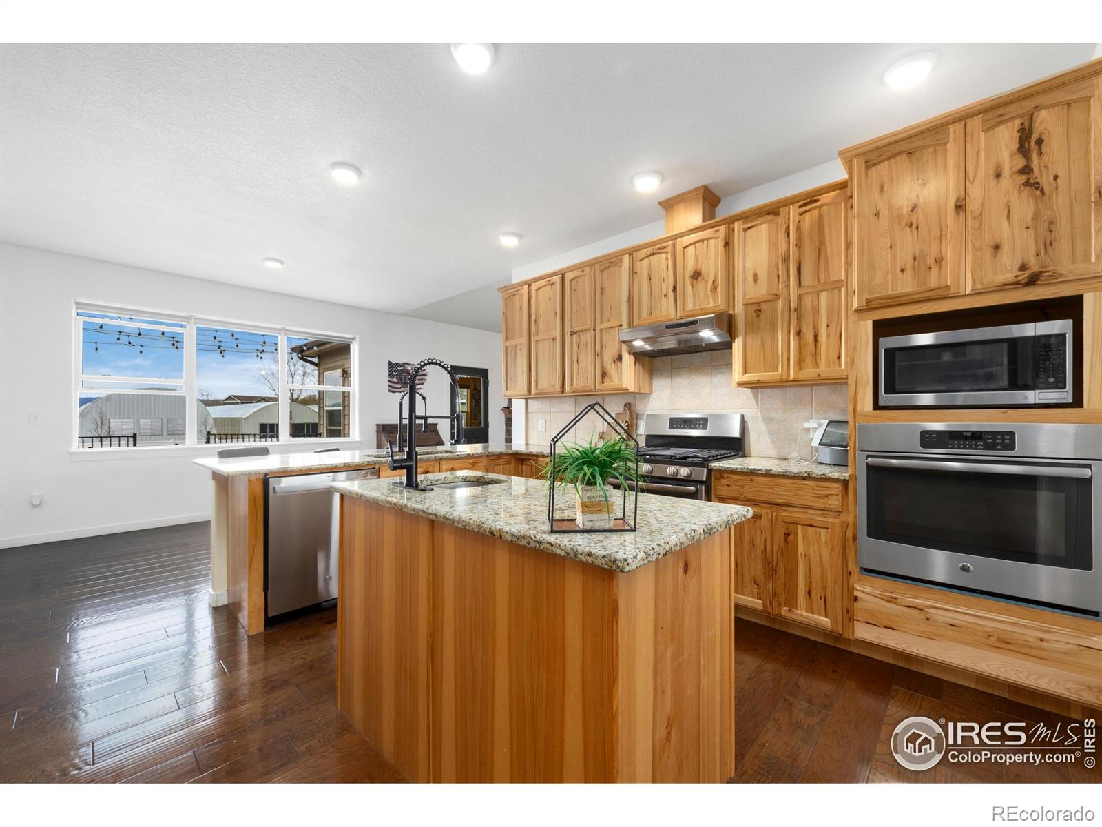 MLS Image #5 for 859  schrage way,loveland, Colorado