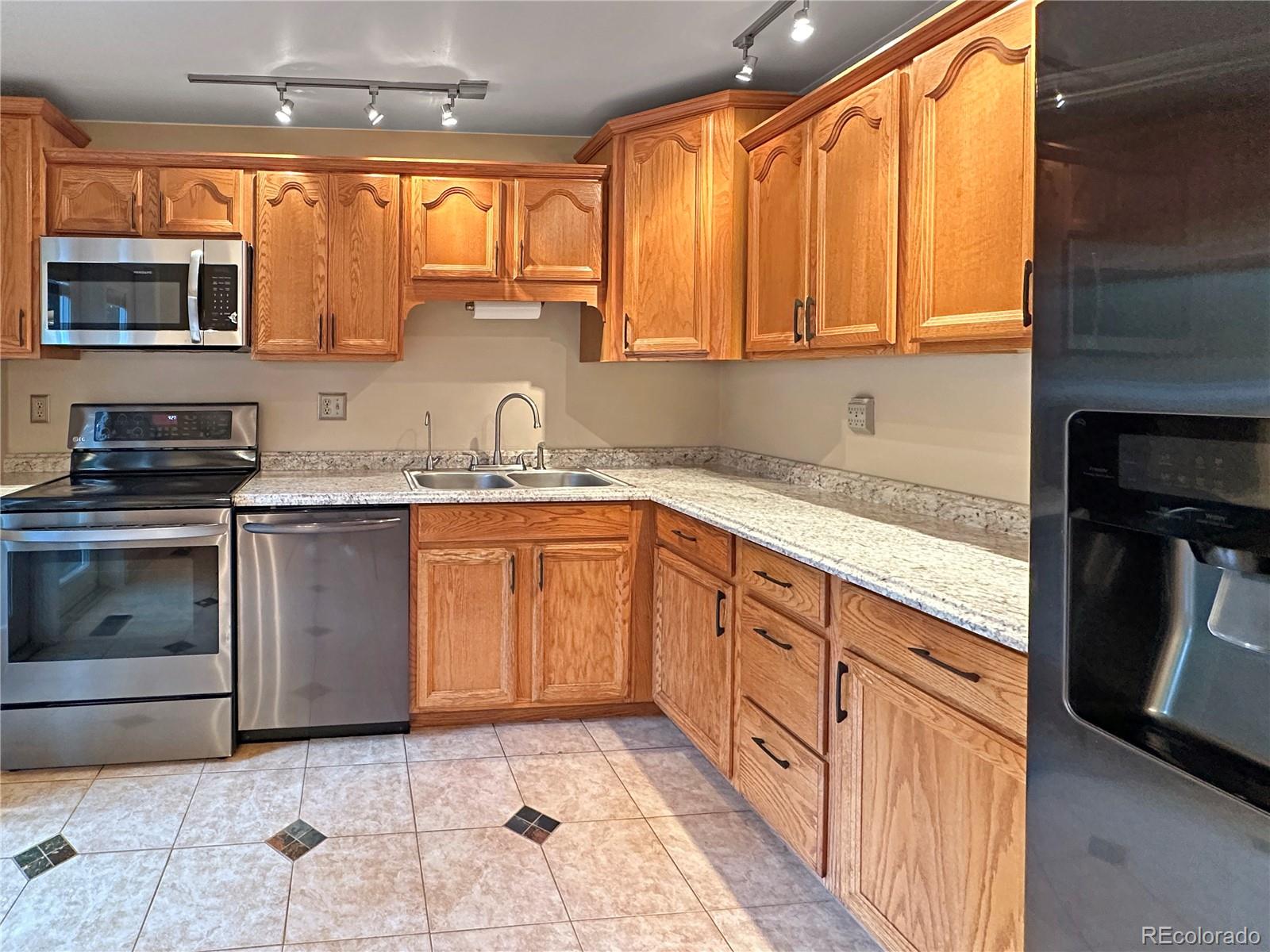 MLS Image #5 for 9236 w euclid avenue,littleton, Colorado