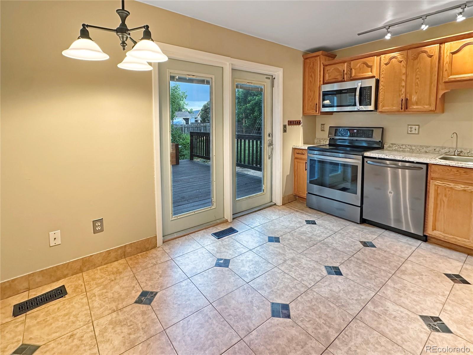 MLS Image #7 for 9236 w euclid avenue,littleton, Colorado