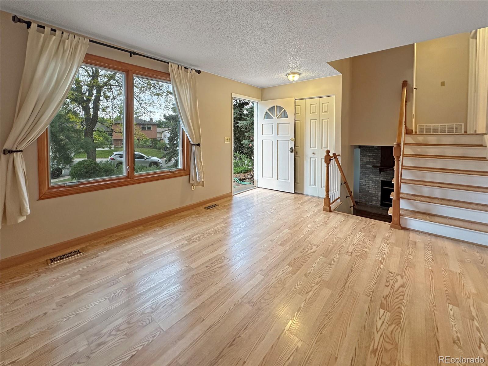 MLS Image #9 for 9236 w euclid avenue,littleton, Colorado