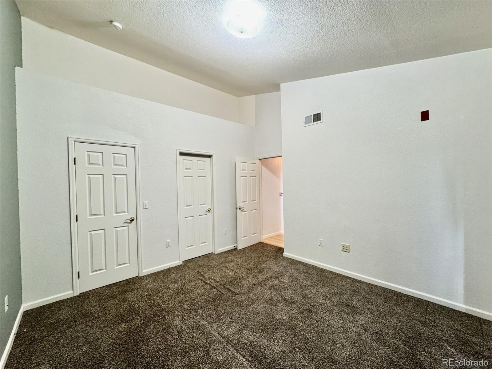 MLS Image #11 for 7440 s blackhawk street,englewood, Colorado