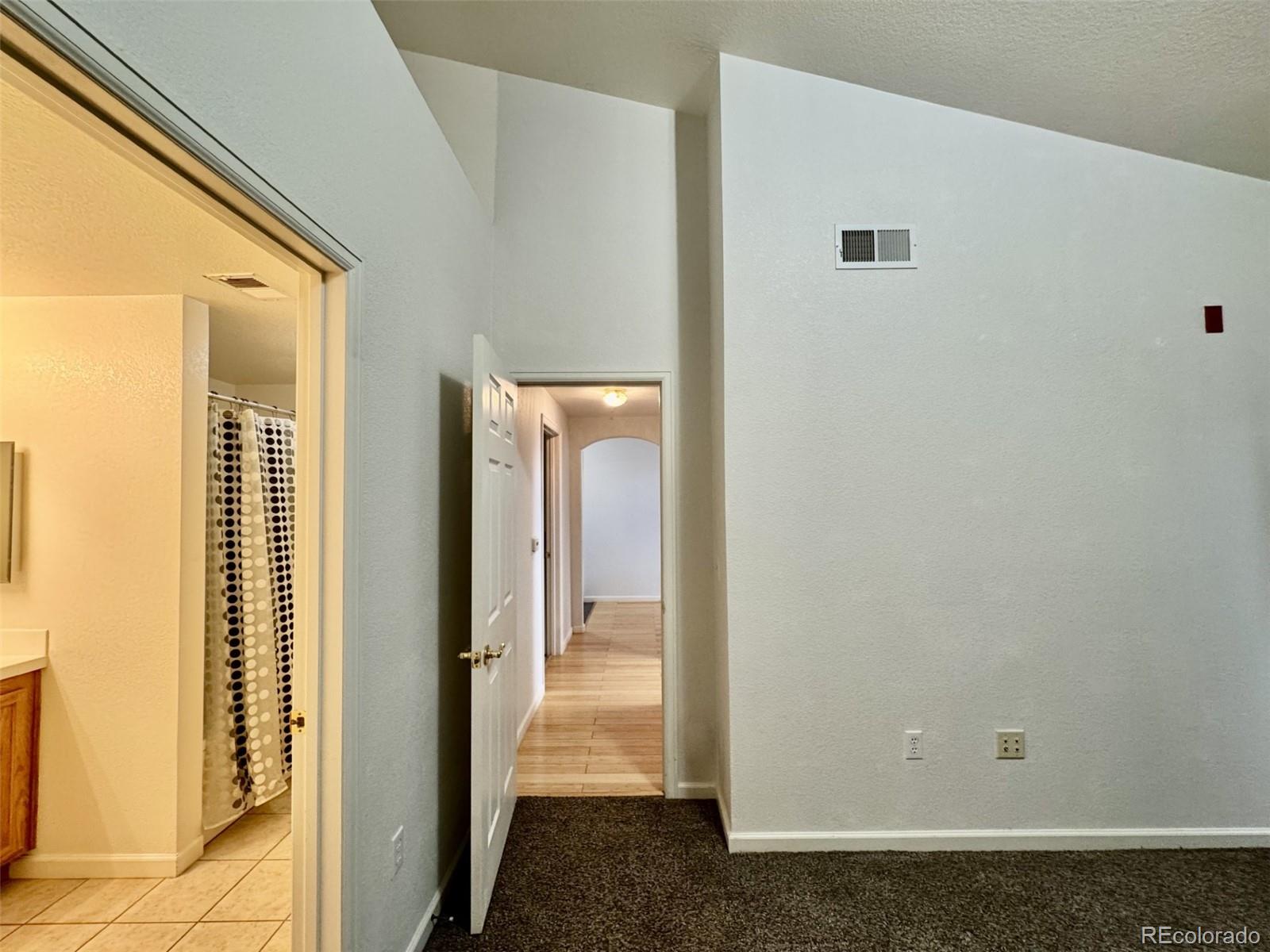 MLS Image #5 for 7440 s blackhawk street,englewood, Colorado