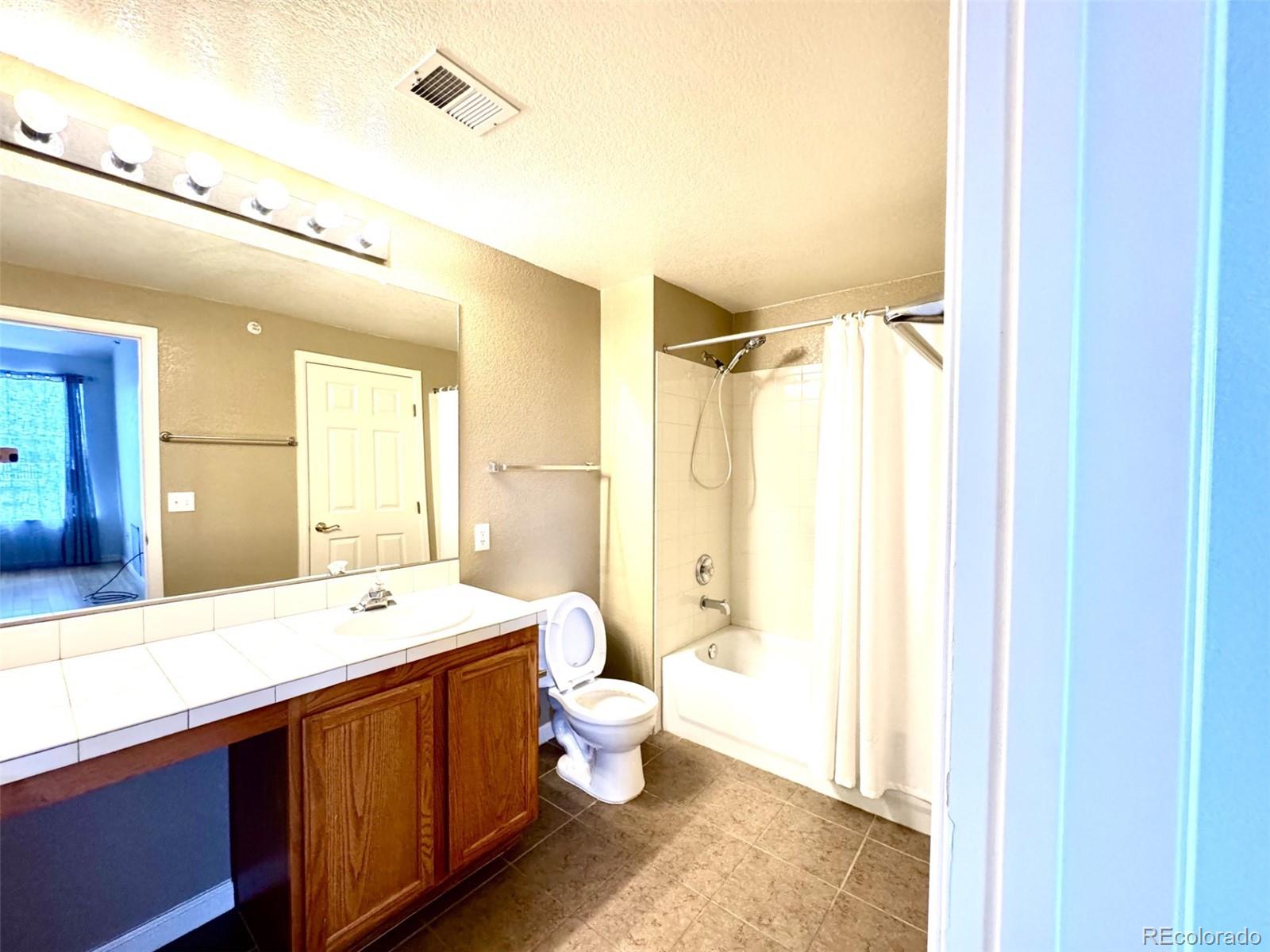 MLS Image #8 for 7440 s blackhawk street,englewood, Colorado