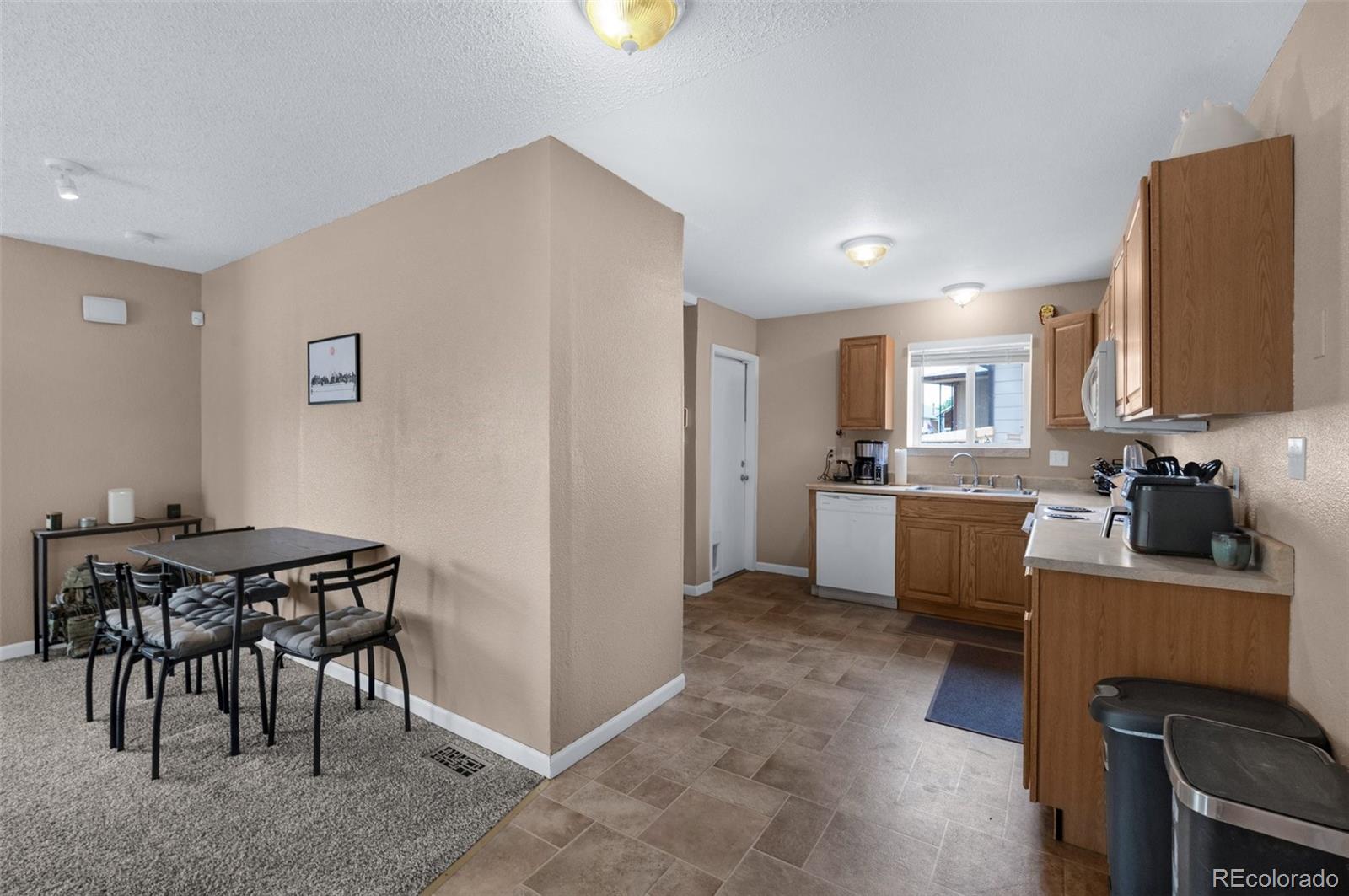MLS Image #6 for 4555  hollyridge drive,colorado springs, Colorado