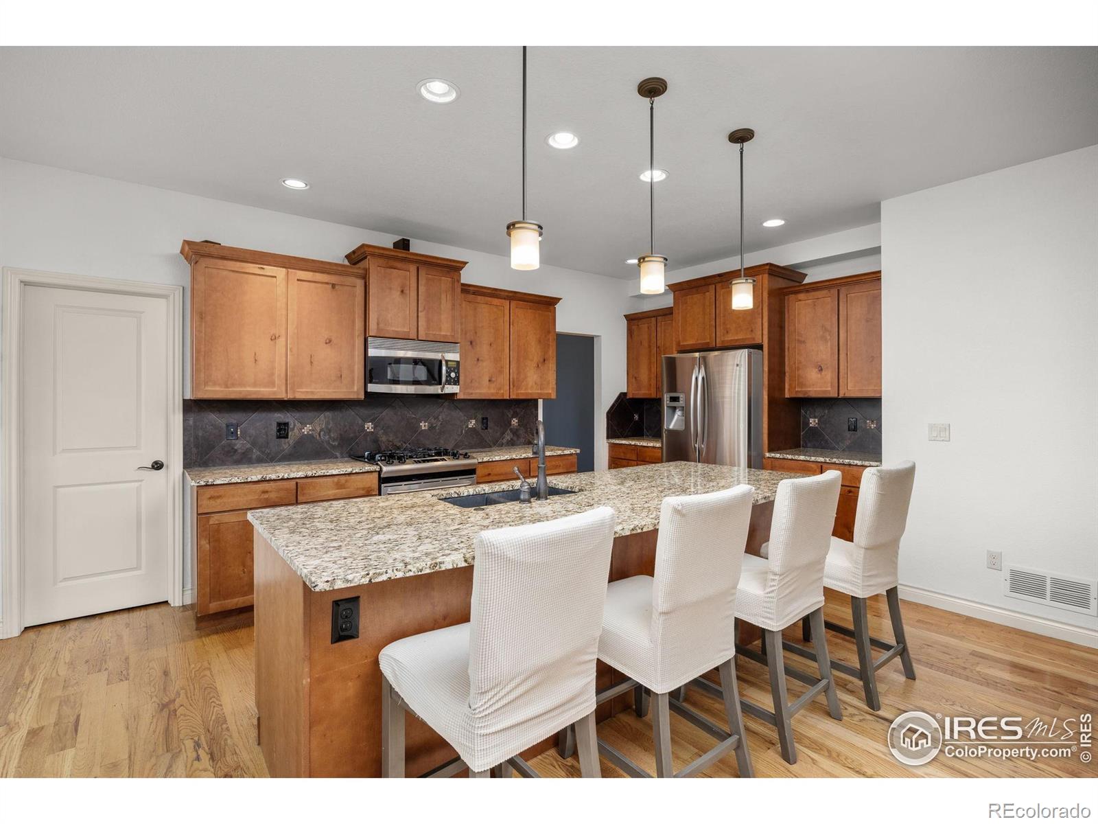 MLS Image #10 for 873  signal court,timnath, Colorado