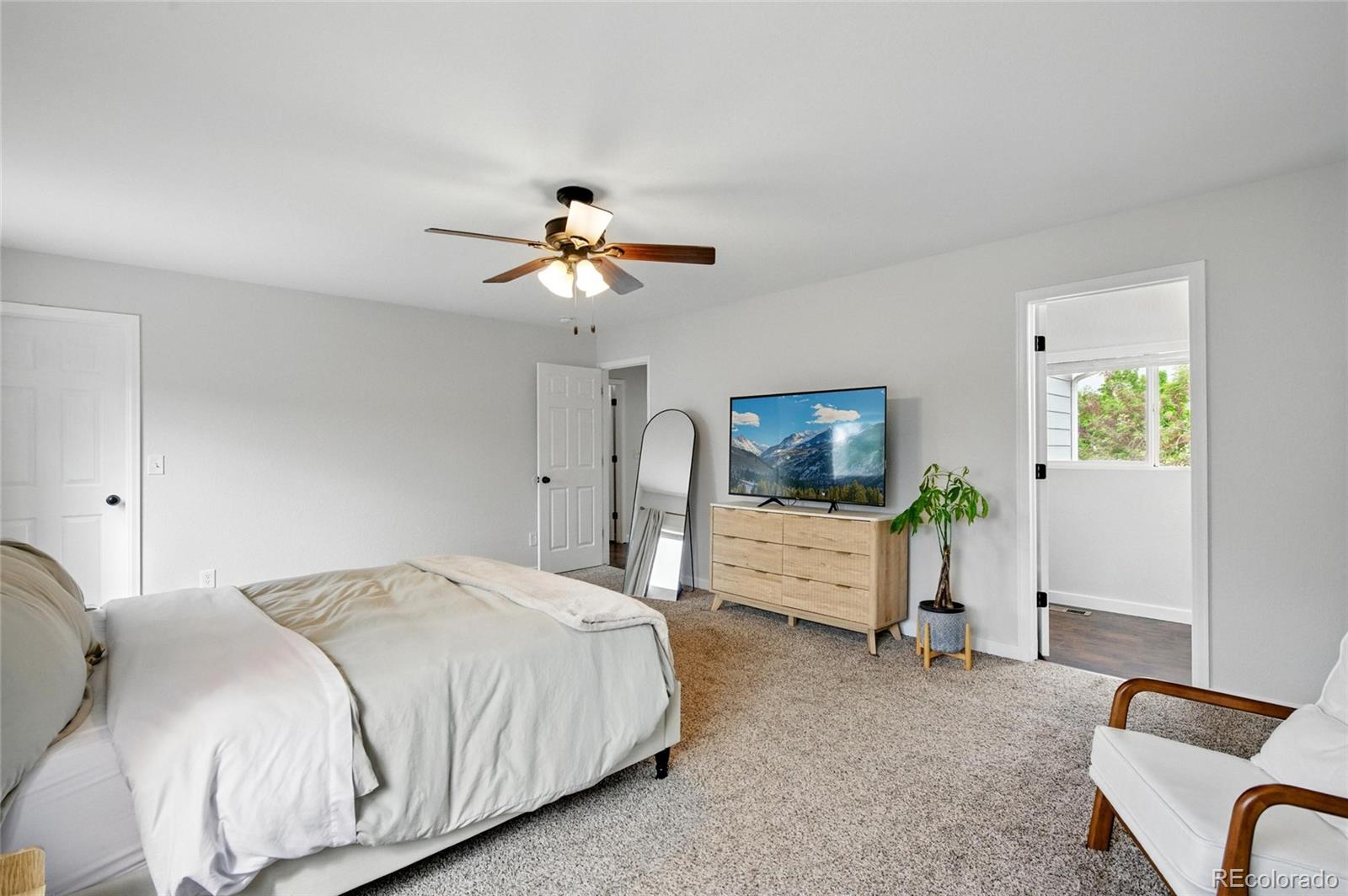 MLS Image #11 for 7868  downing street,denver, Colorado
