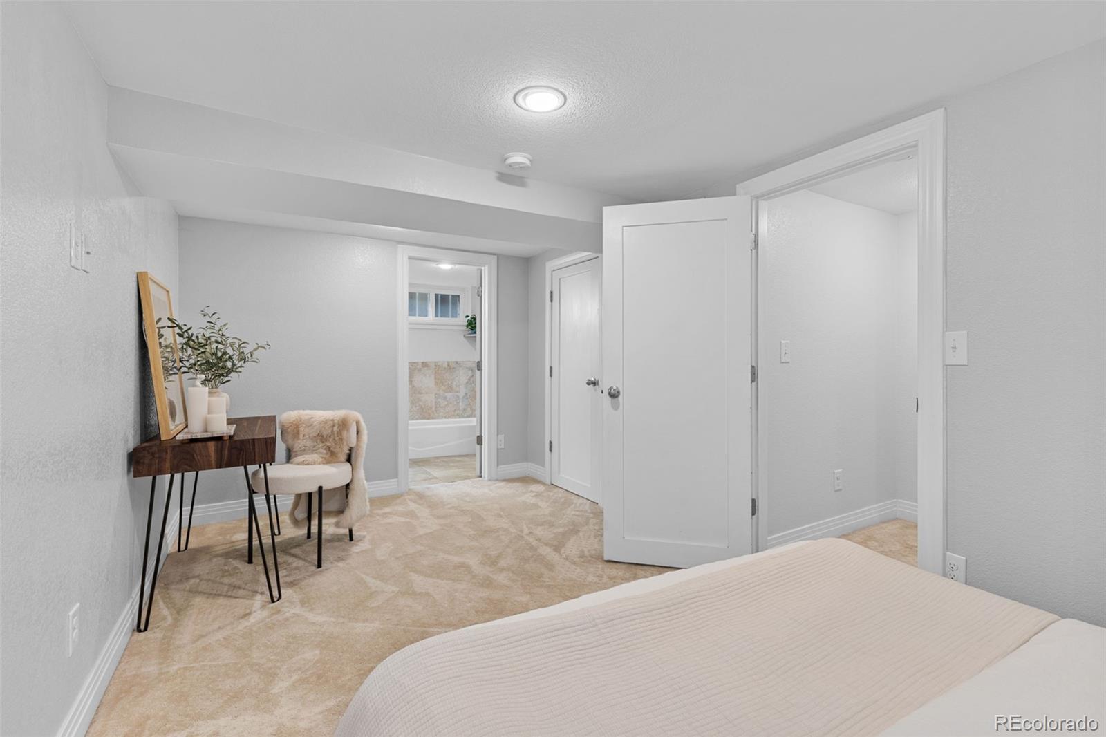 MLS Image #29 for 3334 w 37th avenue,denver, Colorado