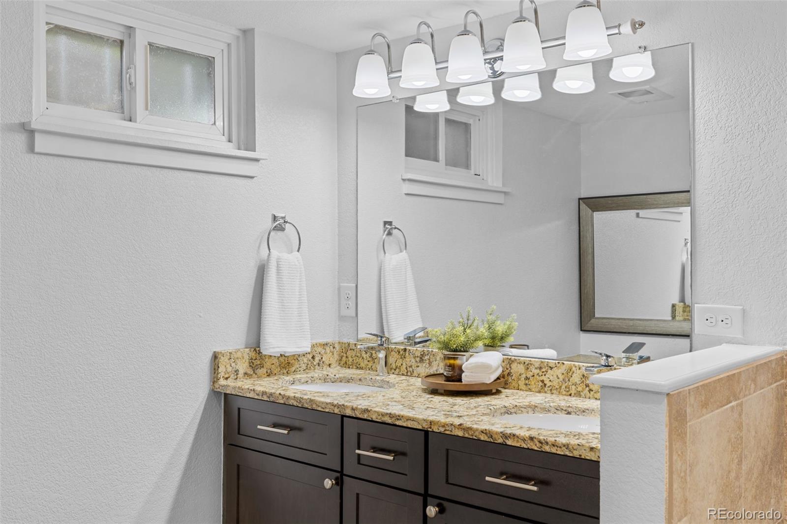 MLS Image #31 for 3334 w 37th avenue,denver, Colorado