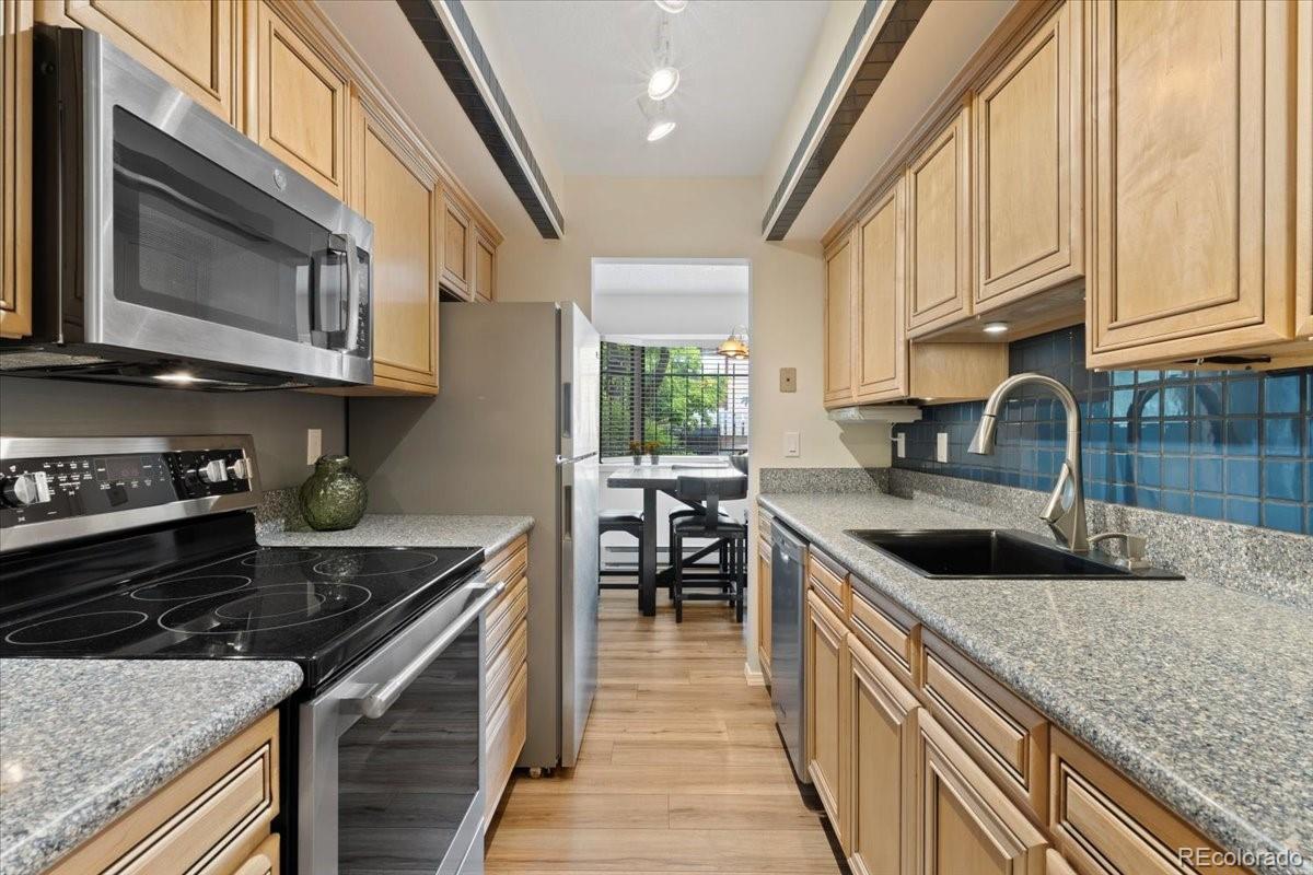 MLS Image #5 for 534 e 7th avenue,denver, Colorado