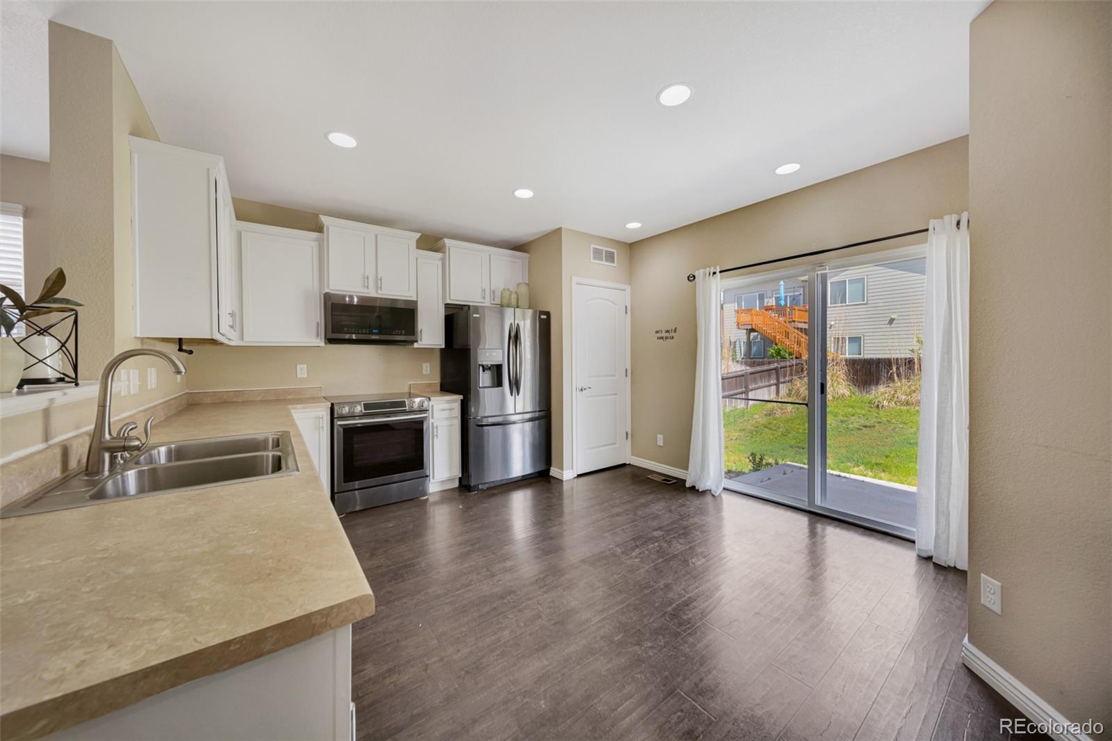 MLS Image #3 for 16643 e 101st avenue,commerce city, Colorado