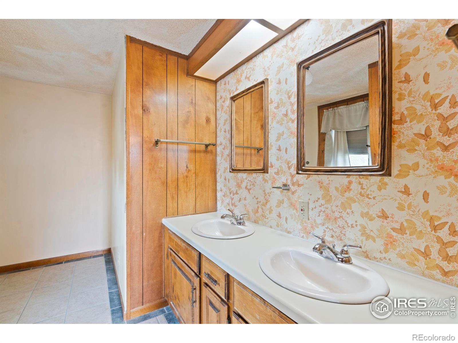 MLS Image #17 for 1155  caroline court,loveland, Colorado