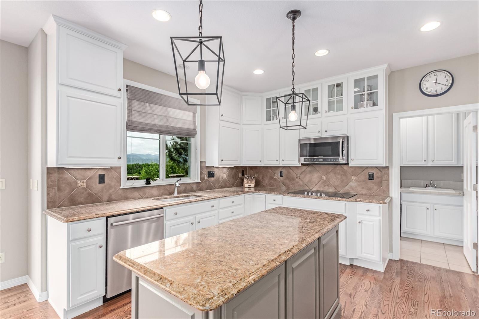MLS Image #11 for 8993  stonecrest way,highlands ranch, Colorado