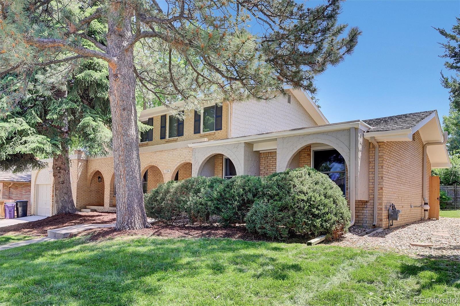 MLS Image #1 for 7504 e jefferson drive,denver, Colorado