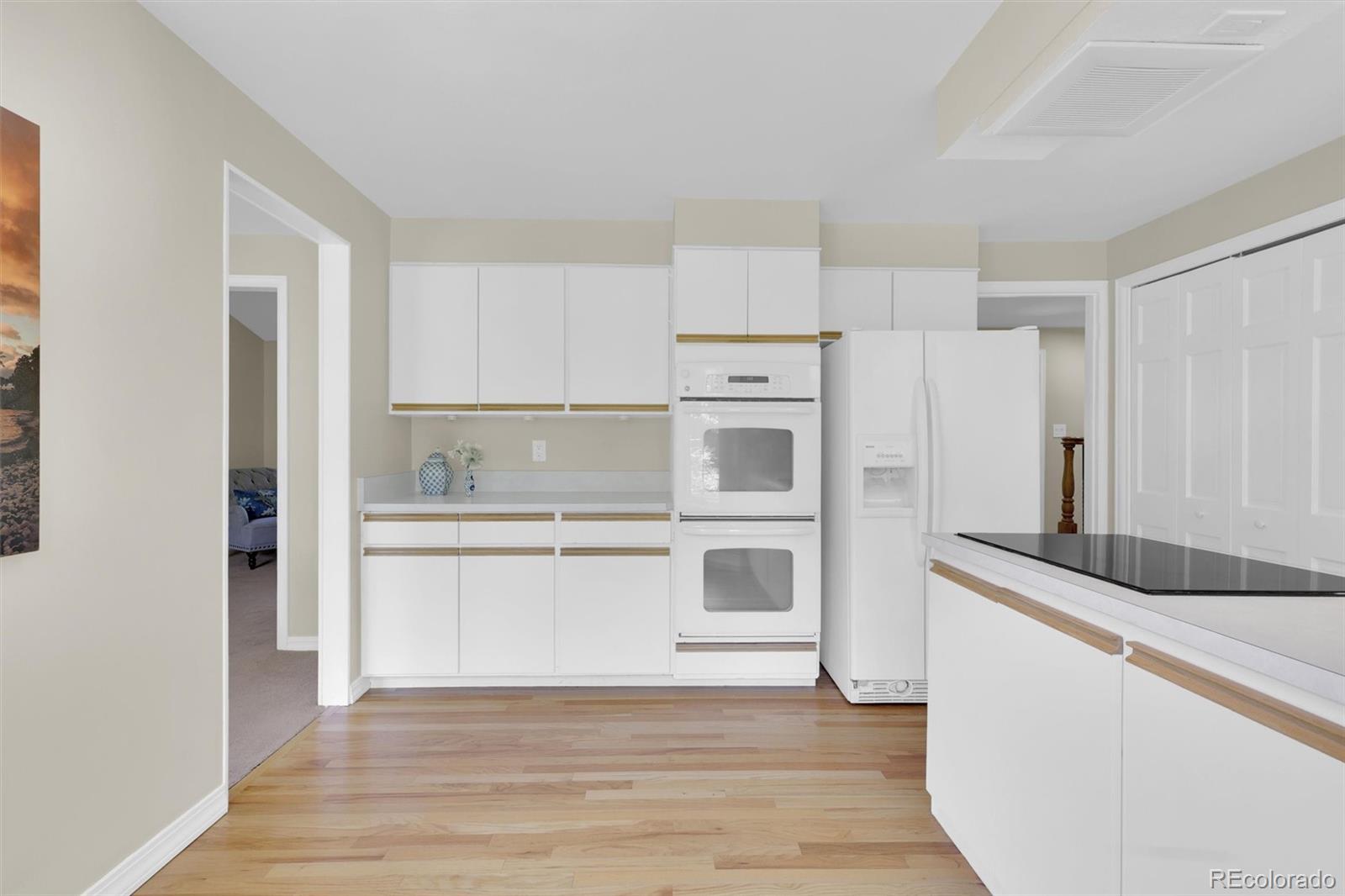 MLS Image #11 for 7504 e jefferson drive,denver, Colorado