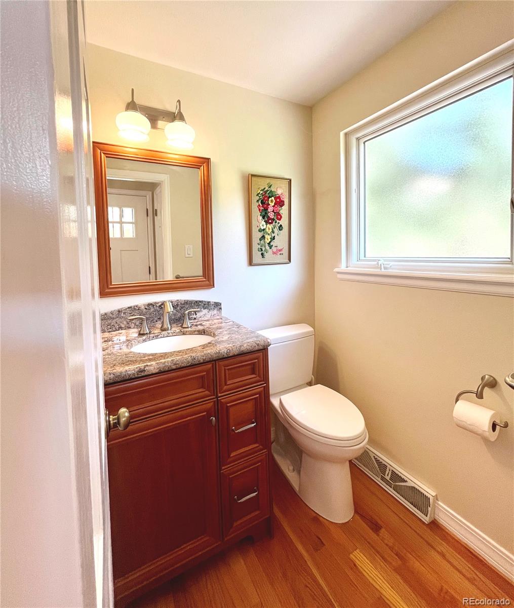 MLS Image #17 for 7504 e jefferson drive,denver, Colorado