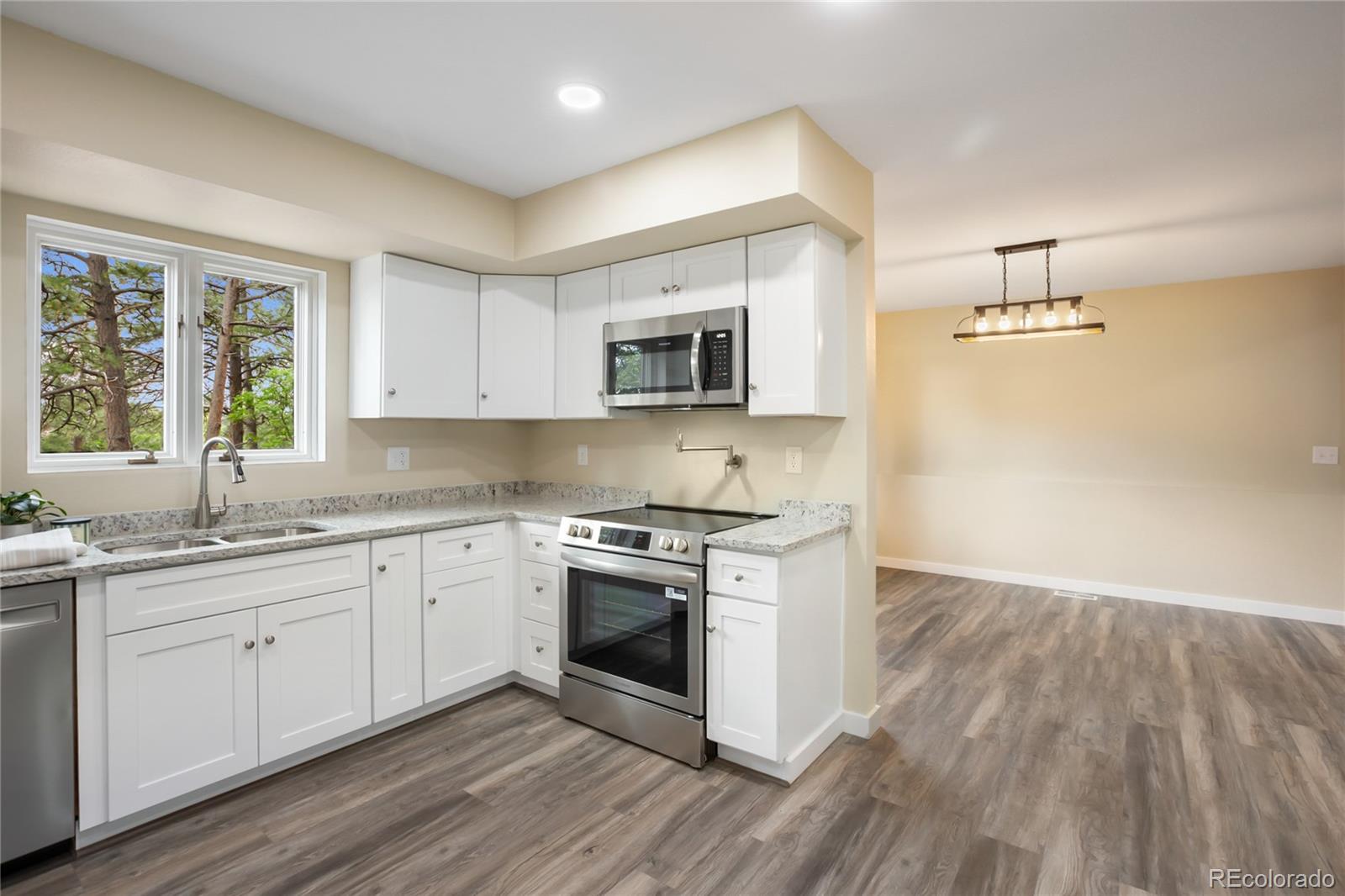 MLS Image #7 for 595  wintery circle,colorado springs, Colorado