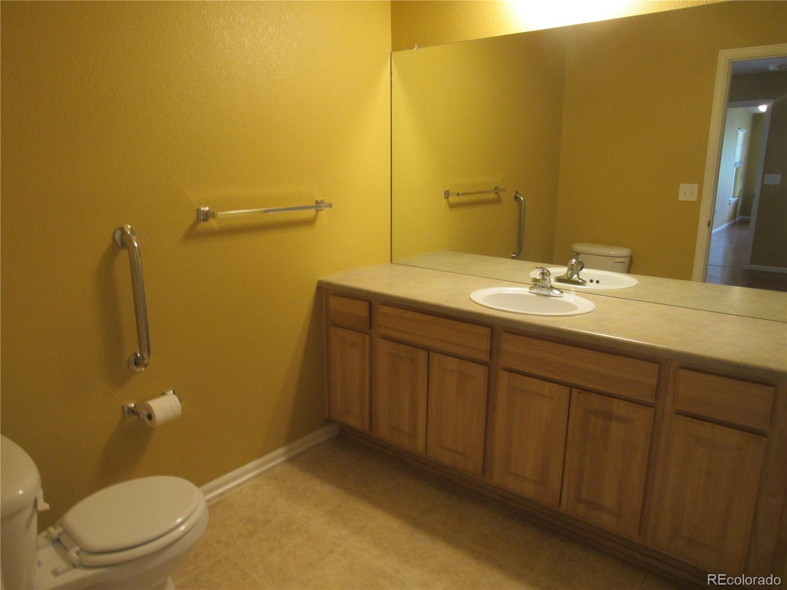 MLS Image #10 for 555  alton way,denver, Colorado