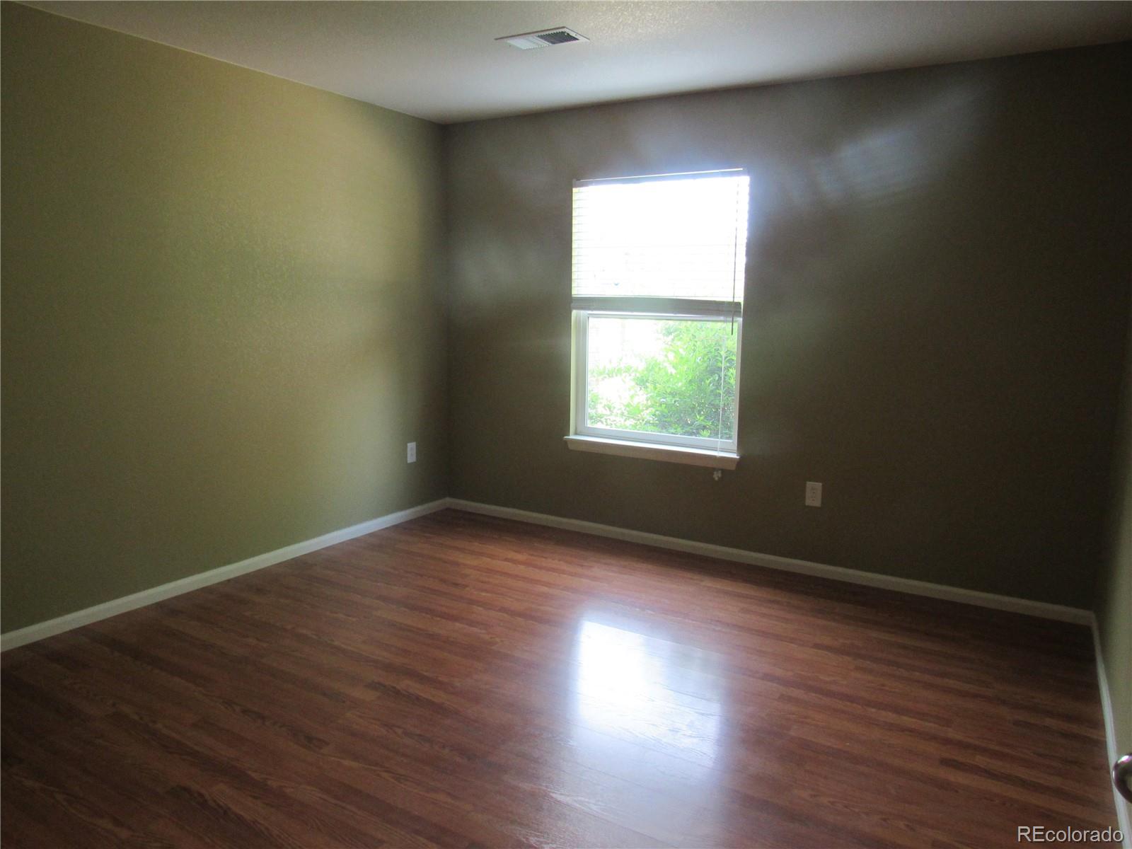 MLS Image #12 for 555  alton way,denver, Colorado