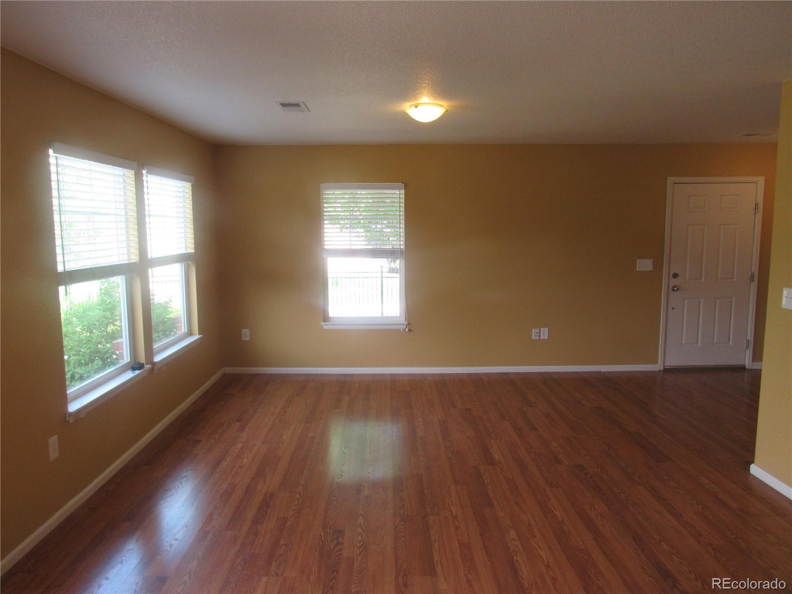 MLS Image #4 for 555  alton way,denver, Colorado